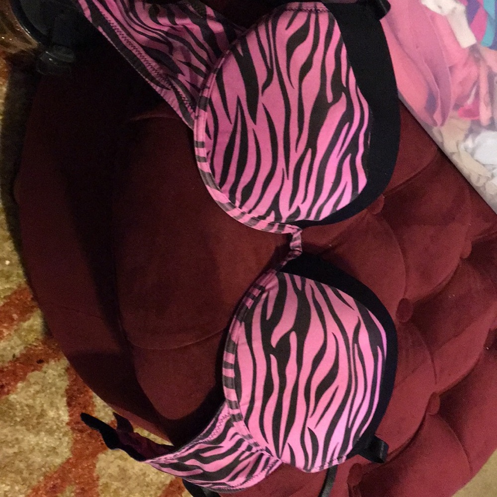 40C zebra pink and black bra